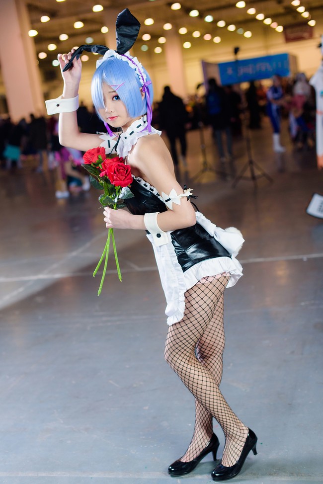 红蓝名宿严防老东家挖人 阿贾克斯坚决不放巴萨猎物弗兰基德容_leyu官方